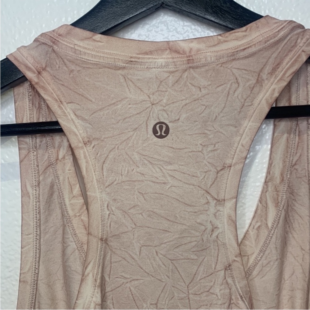 NWT Lululemon love tank *wash MMTV - Picture 4 of 8